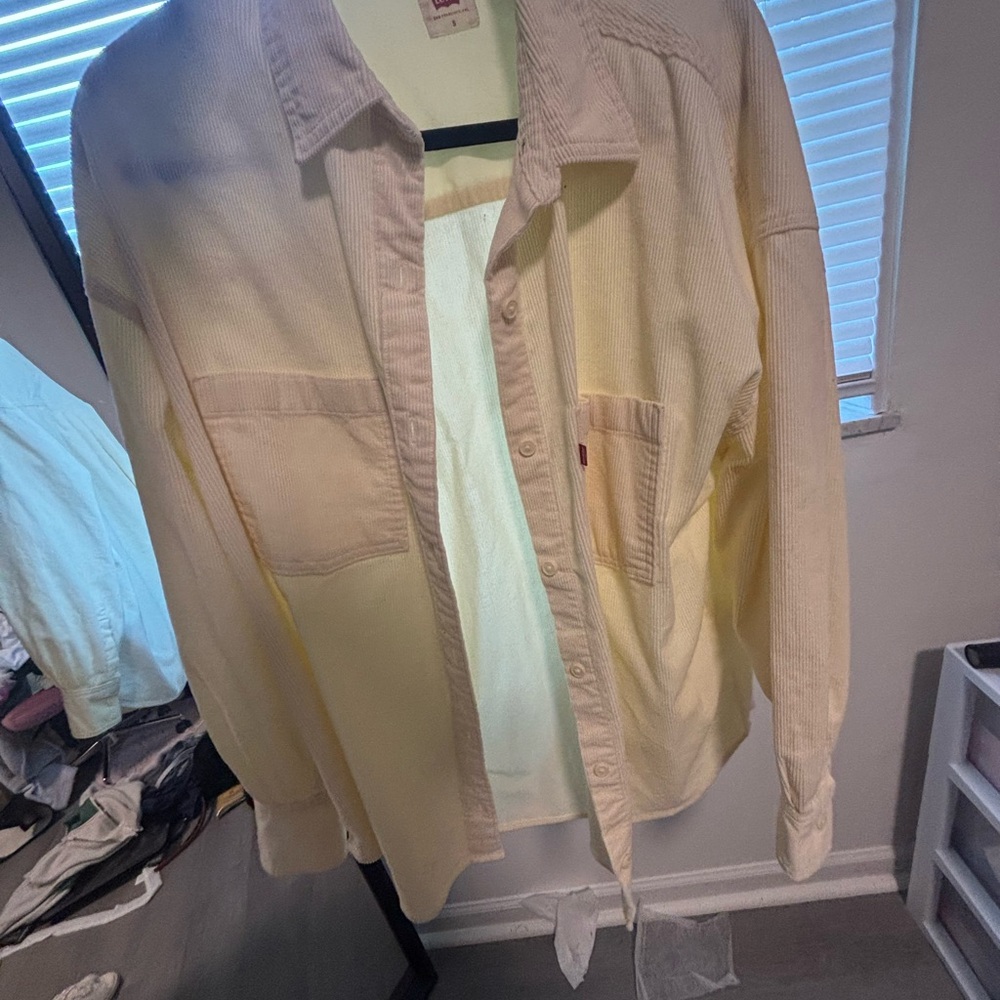 Levi's Cream Lightweight Shirt Jacket